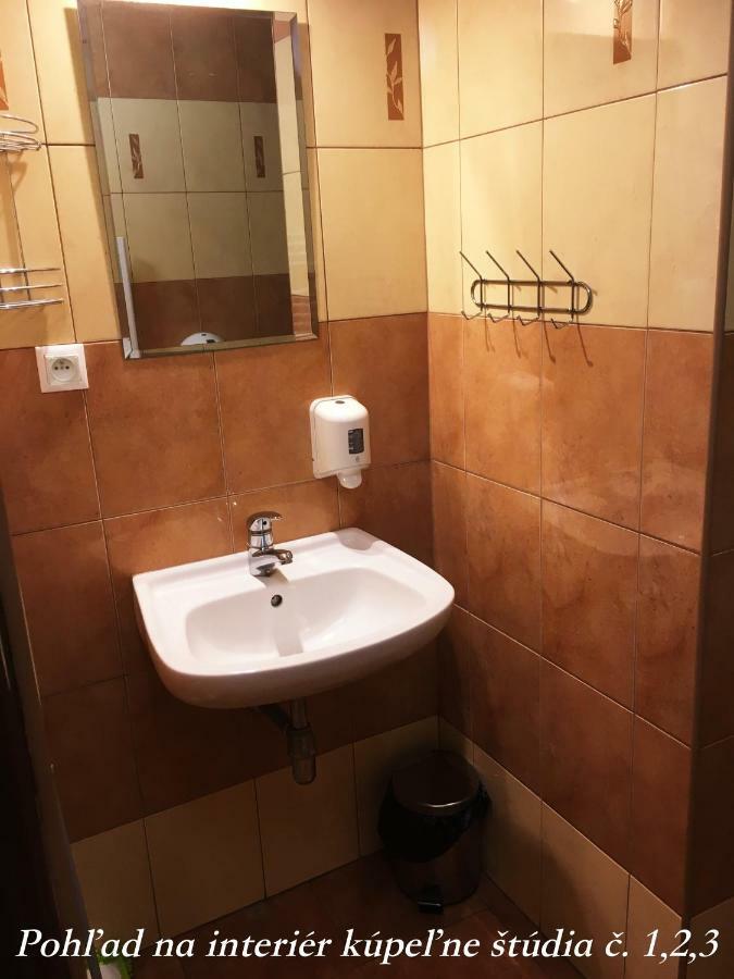 Bungalovy Classic Podhájska Esterno foto